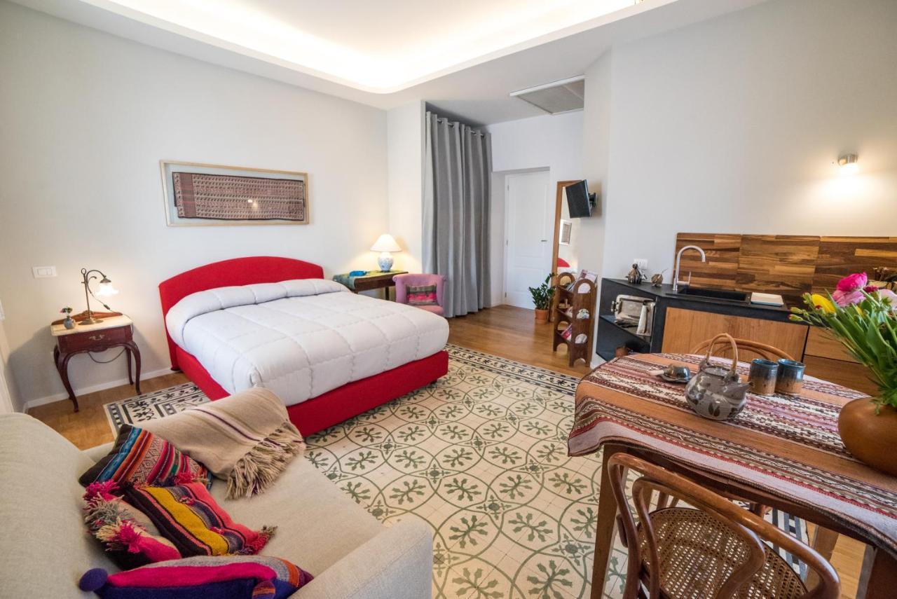 Le Rondini Della Pietrasanta Apartment Napoli Ngoại thất bức ảnh